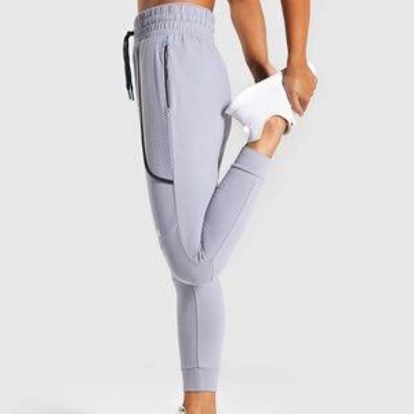 Gymshark movement mesh joggers - Picture 2 of 7